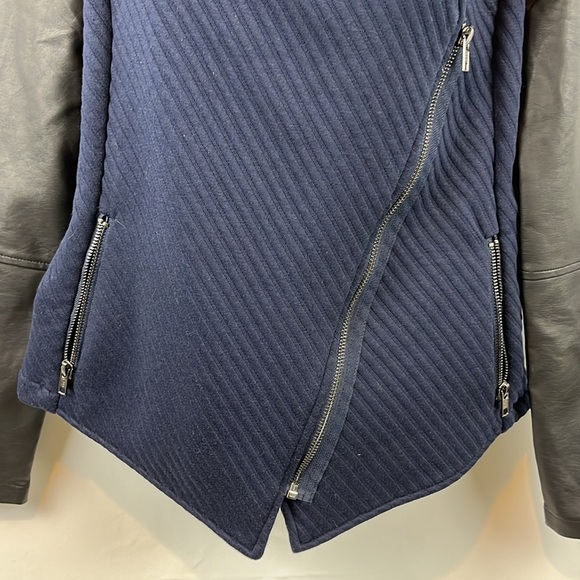 BB Dakota Asymmetrical Faux Leather Navy Blue Full Zip with Pockets Jacket‎ Sz S - Picture 4 of 10